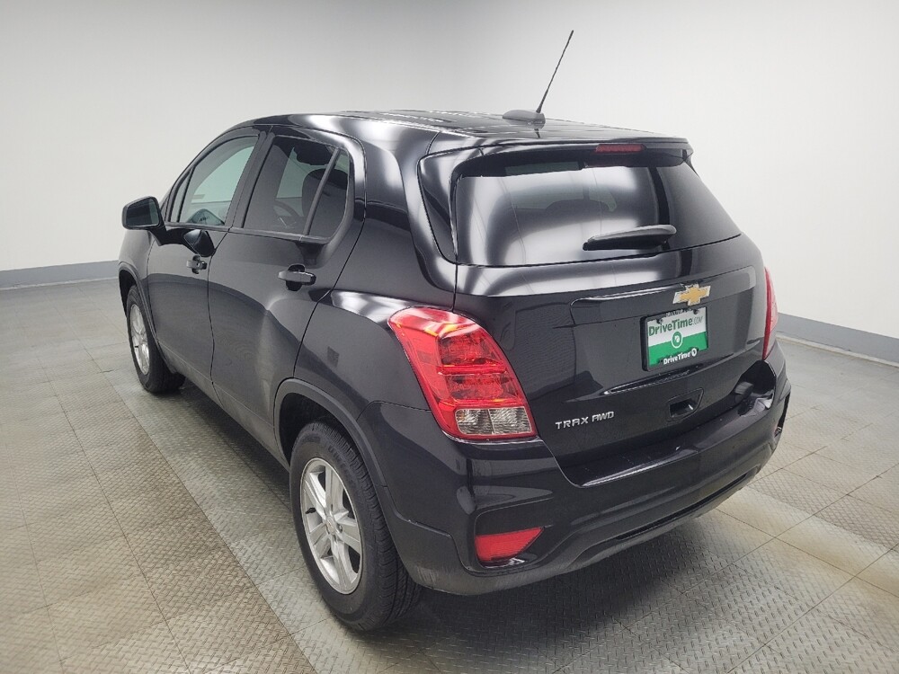 2020 Chevrolet Trax in Indianapolis, IN 46219 - 18108850 5