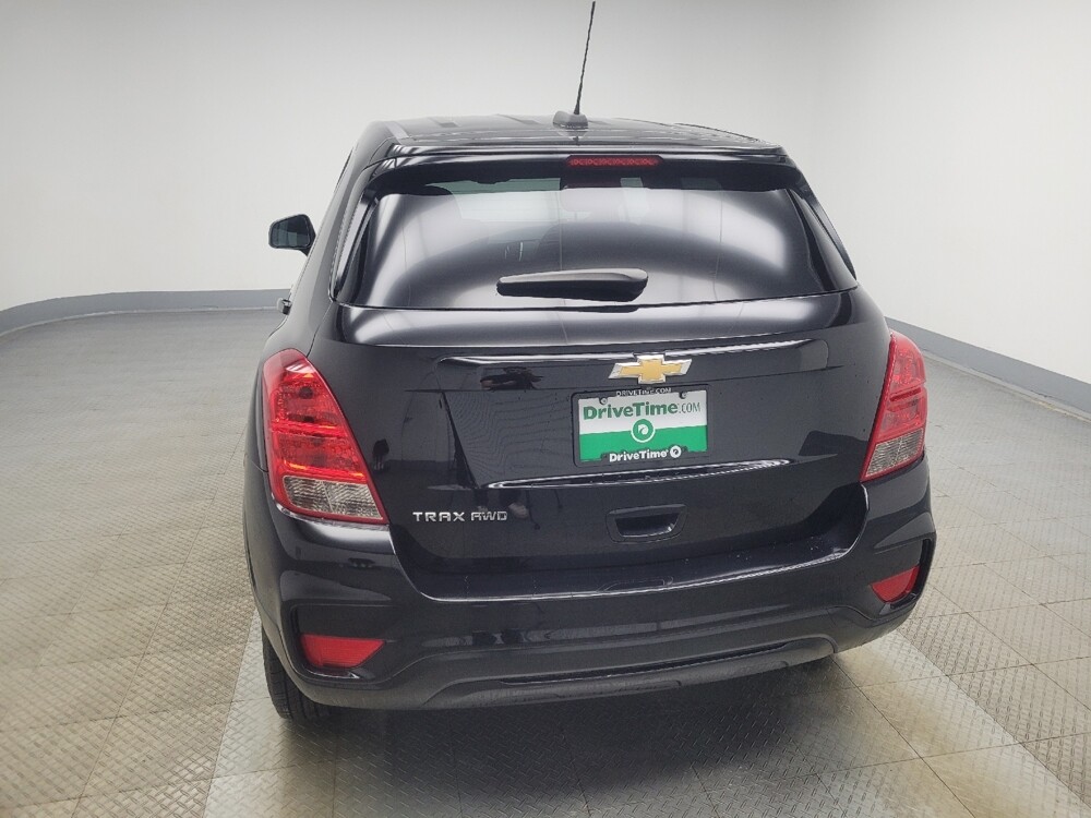 2020 Chevrolet Trax in Indianapolis, IN 46219 - 18108850 6