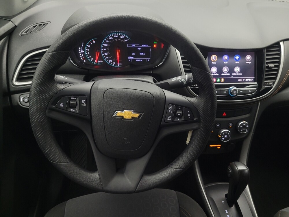2020 Chevrolet Trax in Indianapolis, IN 46219 - 18108850 22