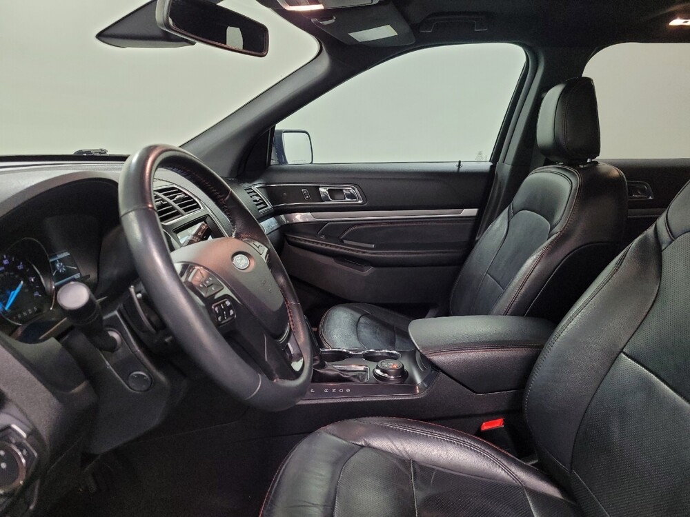 2019 Ford Explorer in Langhorne, PA 19047 - 18108857 17