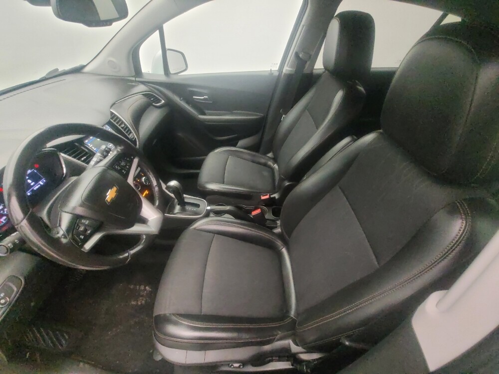 2019 Chevrolet Trax in Houston, TX 77074 - 18108859 17