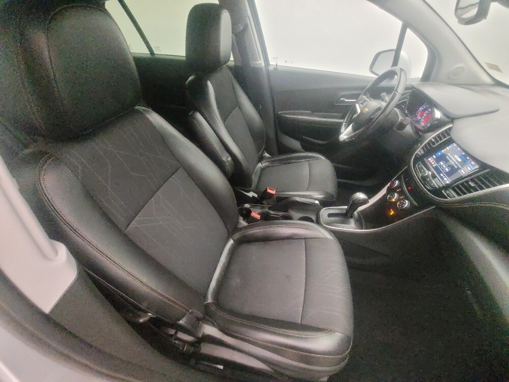 2019 Chevrolet Trax in Houston, TX 77074 - 18108859 21