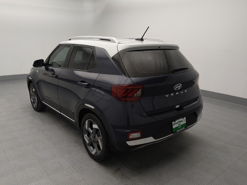 2025 Hyundai Venue in St. Louis, MO 63136 - 18108872 5