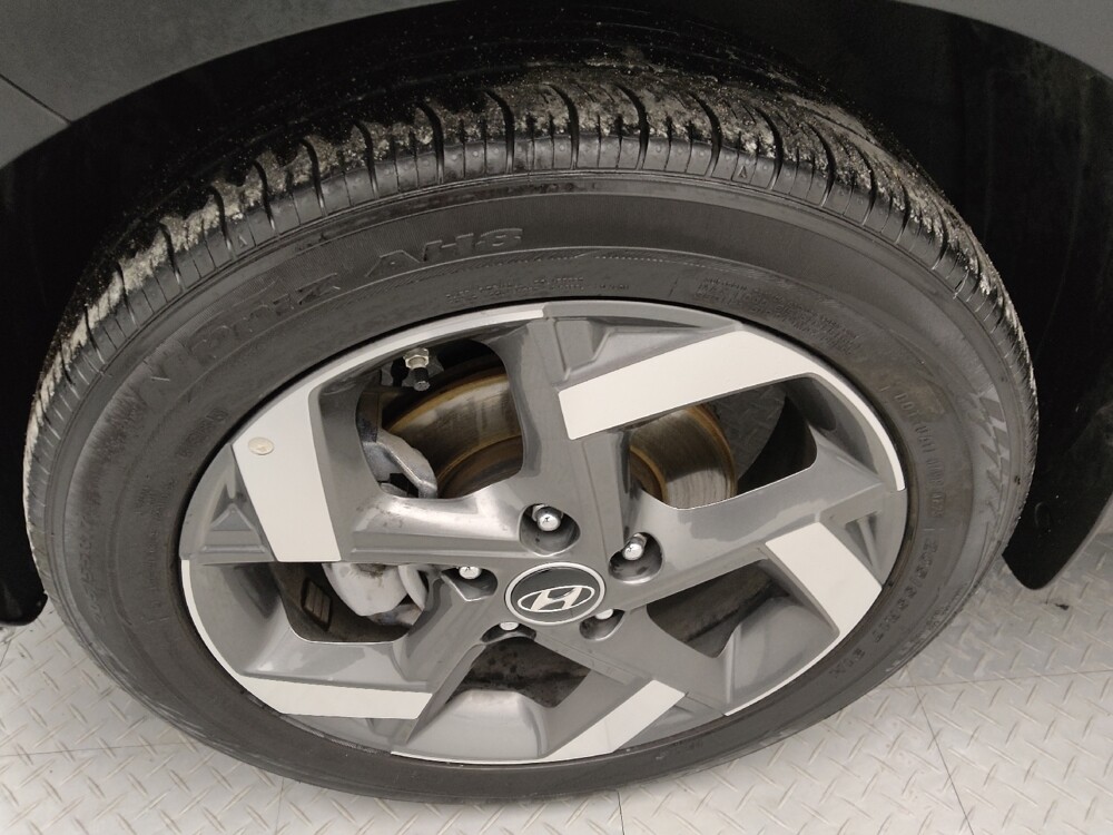 2025 Hyundai Venue in St. Louis, MO 63136 - 18108872 31