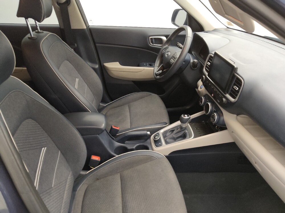 2025 Hyundai Venue in St. Louis, MO 63136 - 18108872 21