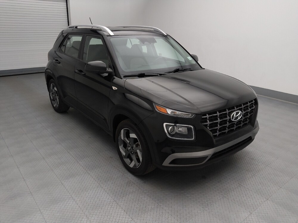 2024 Hyundai Venue in Independence, MO 64055 - 18108874 13