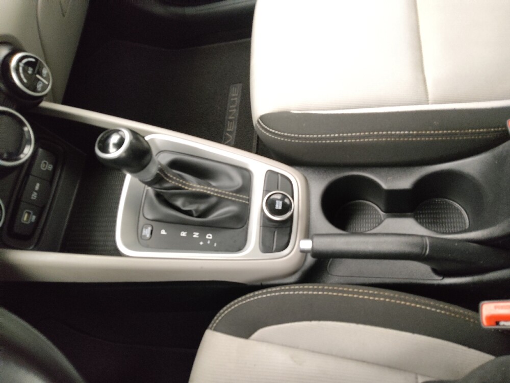 2024 Hyundai Venue in Independence, MO 64055 - 18108874 26