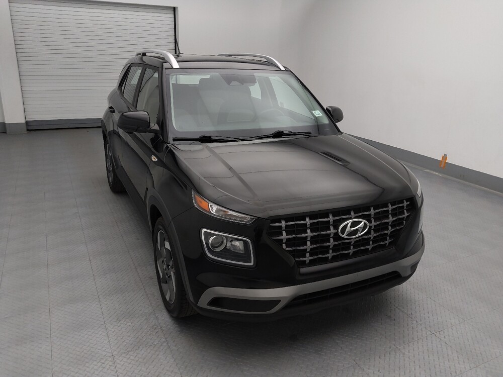 2024 Hyundai Venue in Independence, MO 64055 - 18108874 14