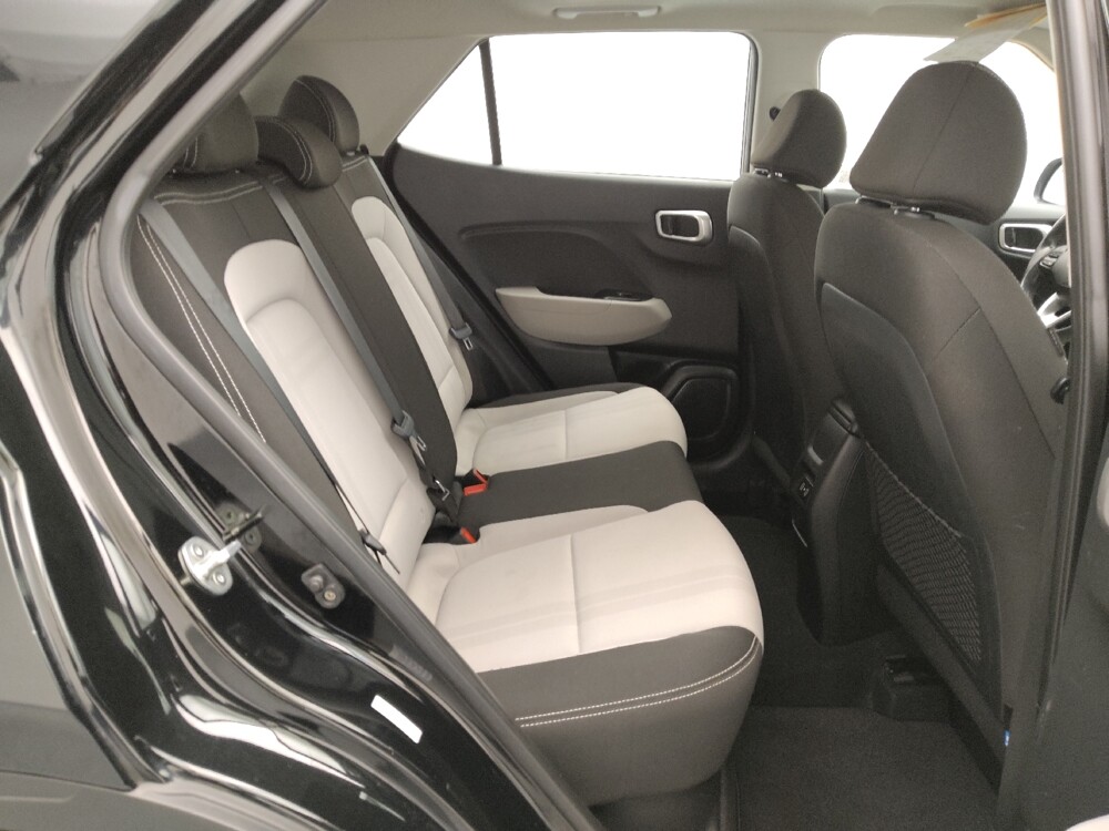 2024 Hyundai Venue in Independence, MO 64055 - 18108874 19