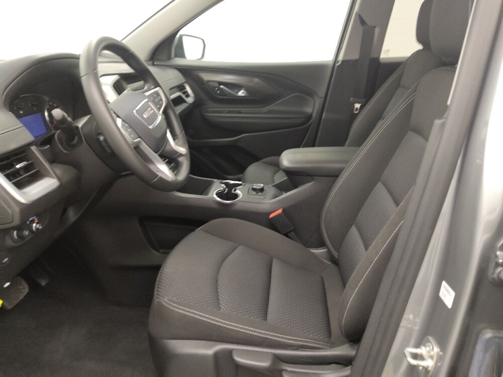 2024 GMC Terrain in St. Louis, MO 63125 - 18108877 17