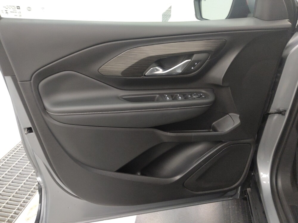 2024 GMC Terrain in St. Louis, MO 63125 - 18108877 27