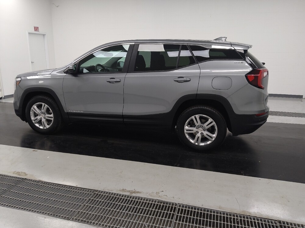 2024 GMC Terrain in St. Louis, MO 63125 - 18108877 3