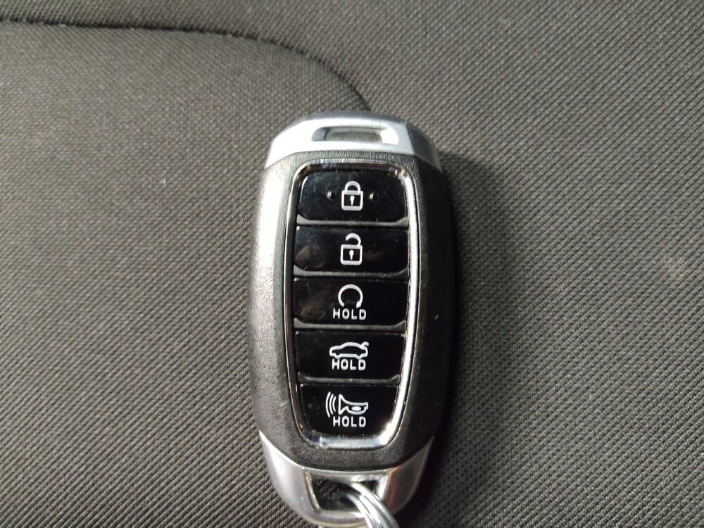 2023 Hyundai Elantra in Tampa, FL 33612 - 18108882 32