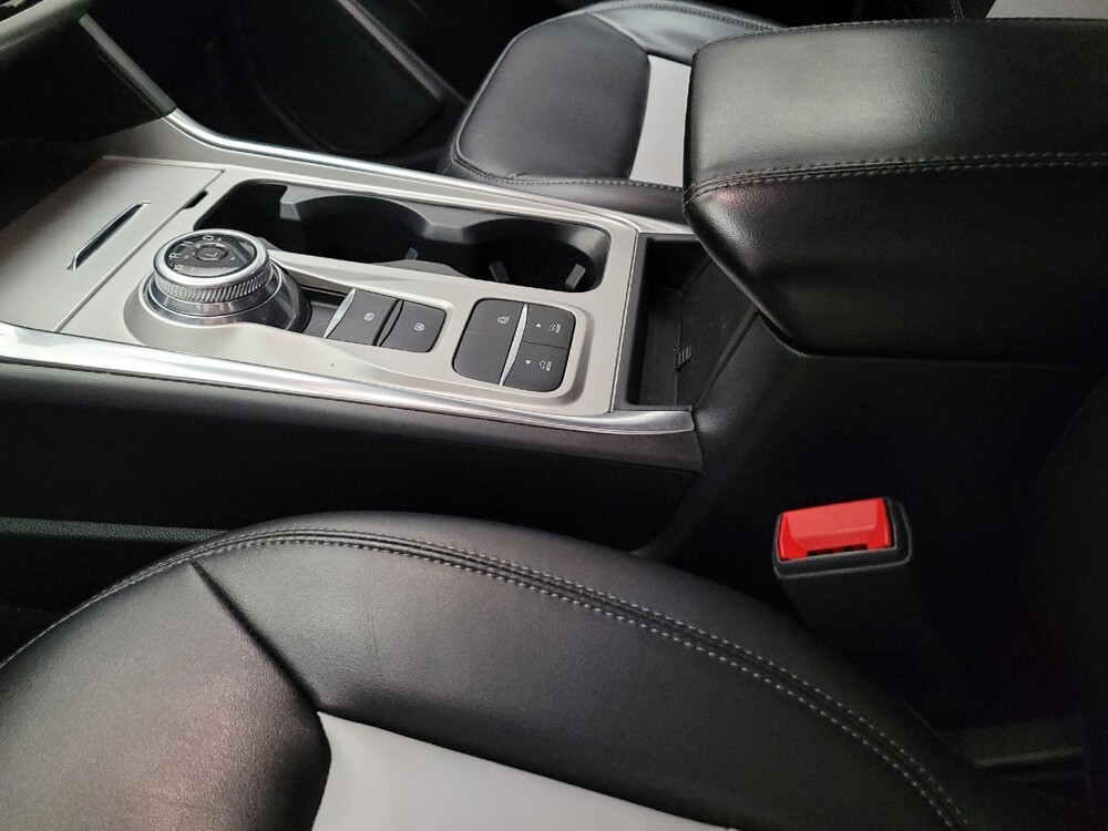 2022 Ford Explorer in Downey, CA 90241 - 18108884 26