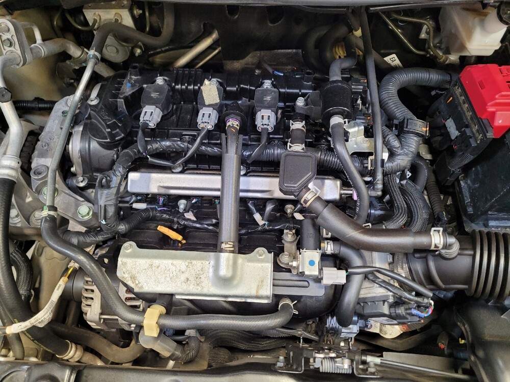 2022 Nissan Versa in Downey, CA 90241 - 18108885 30