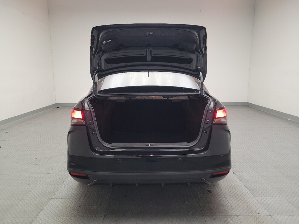 2022 Nissan Versa in Downey, CA 90241 - 18108885 29