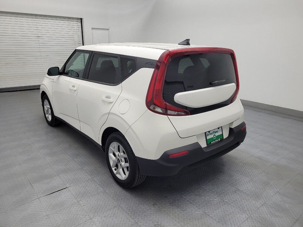 2022 Kia Soul in Greensboro, NC 27407 - 18108889 5