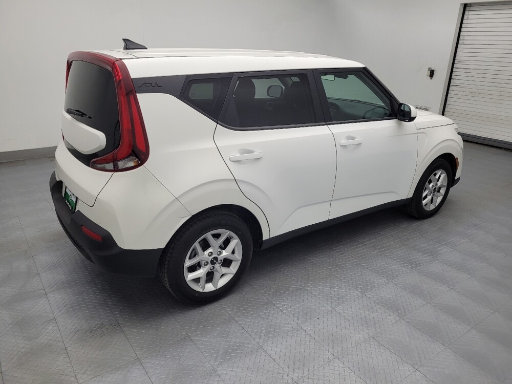 2022 Kia Soul in Greensboro, NC 27407 - 18108889 10