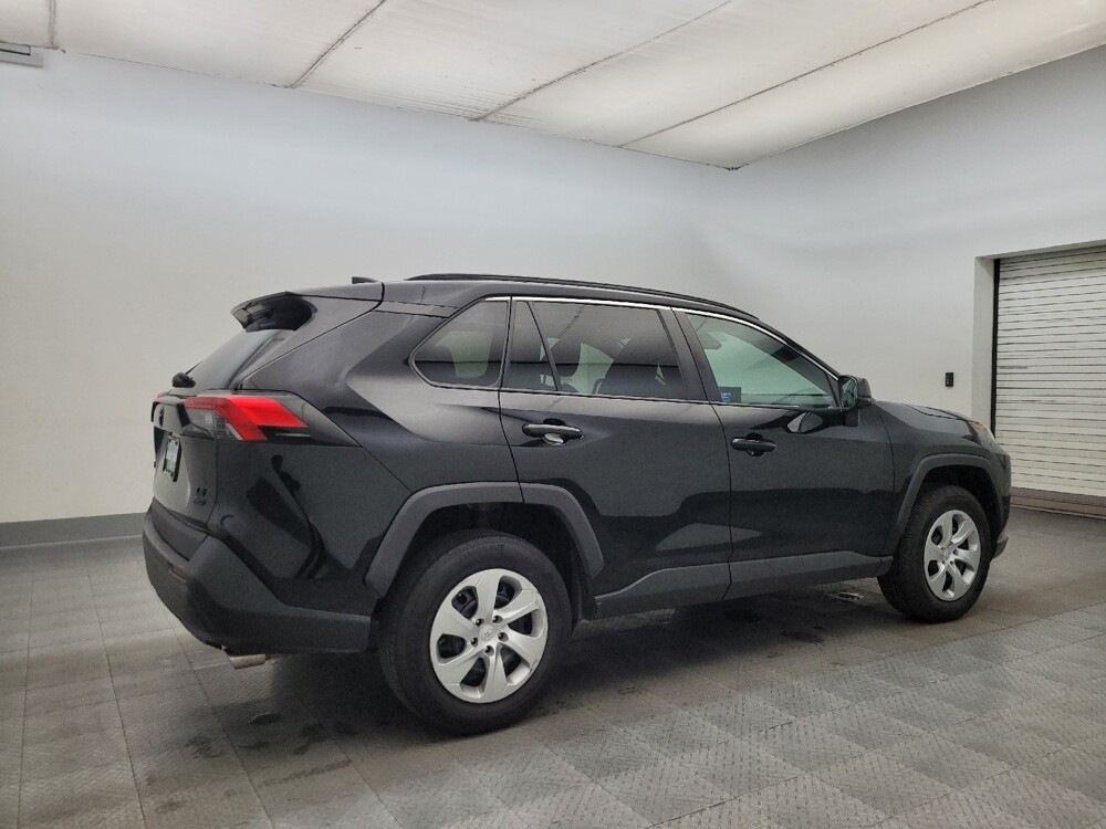 2021 Toyota RAV4 in Glendale, AZ 85301 - 18108890 10