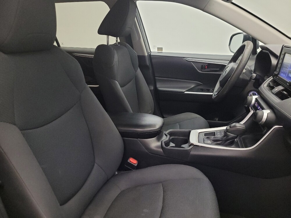 2021 Toyota RAV4 in Glendale, AZ 85301 - 18108890 21