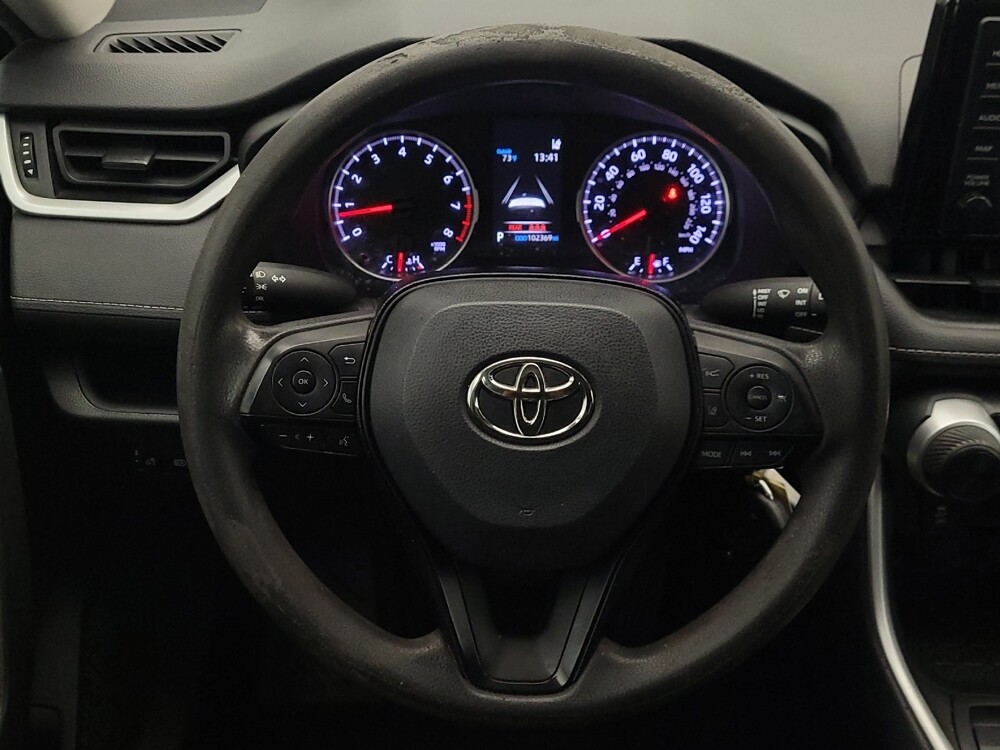 2021 Toyota RAV4 in Glendale, AZ 85301 - 18108890 22