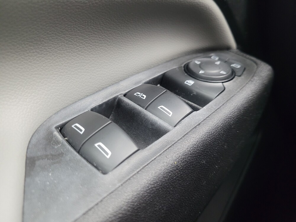 2020 Chevrolet Equinox in Highland, IN 46322 - 18108897 27