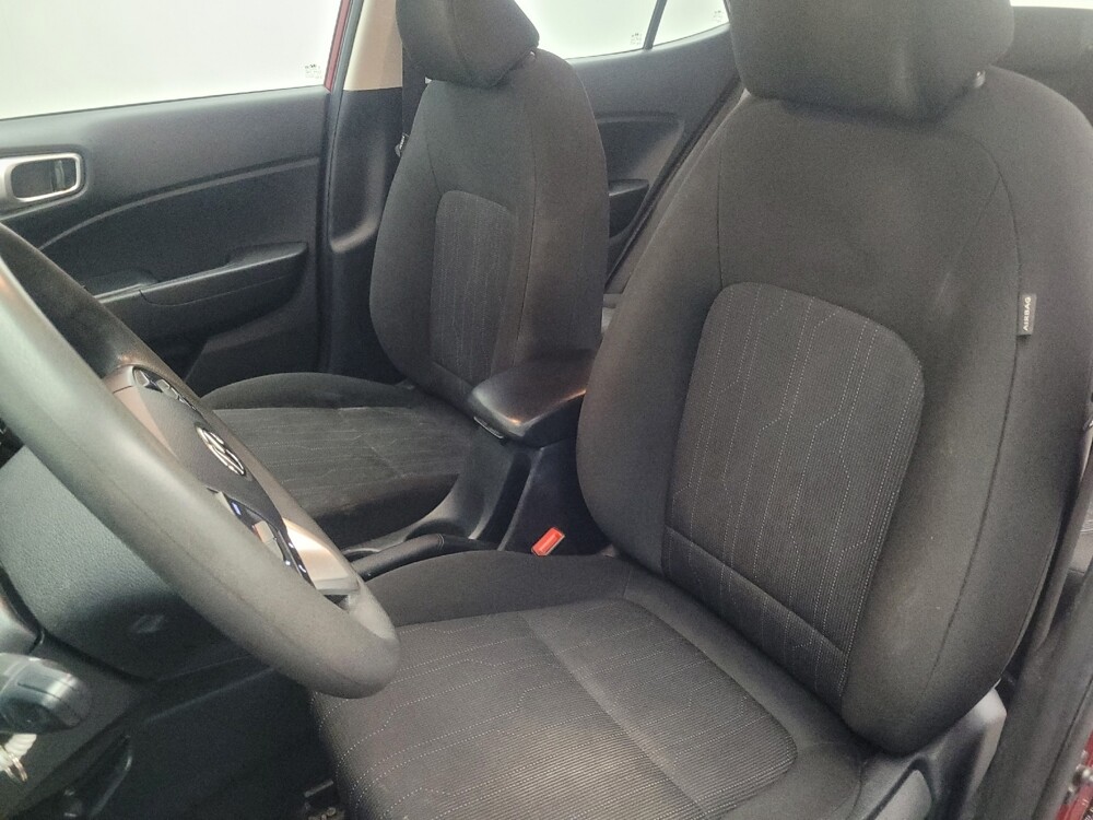 2024 Hyundai Venue in Stone Mountain, GA 30083 - 18108905 17