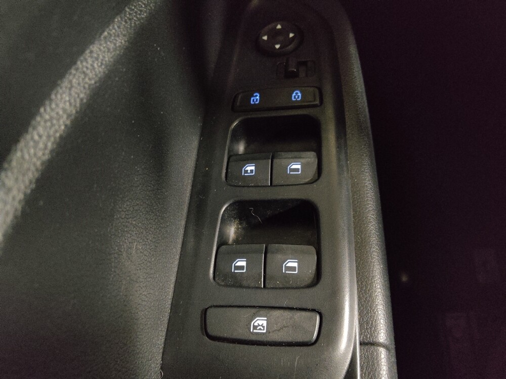 2024 Hyundai Venue in Stone Mountain, GA 30083 - 18108905 27