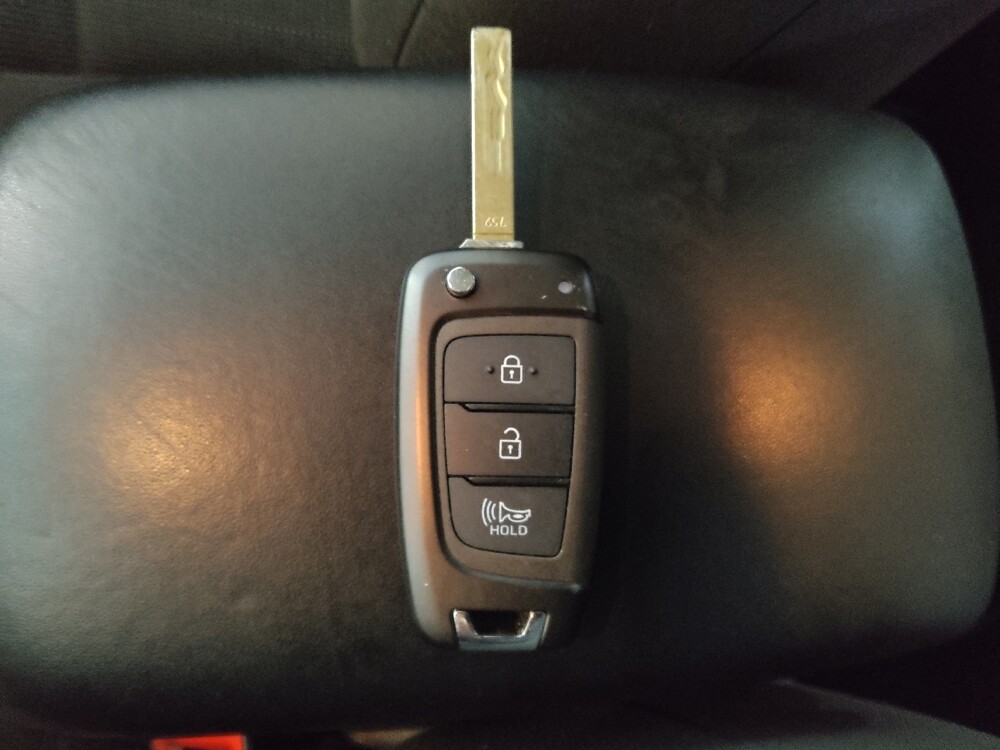 2024 Hyundai Venue in Stone Mountain, GA 30083 - 18108905 32