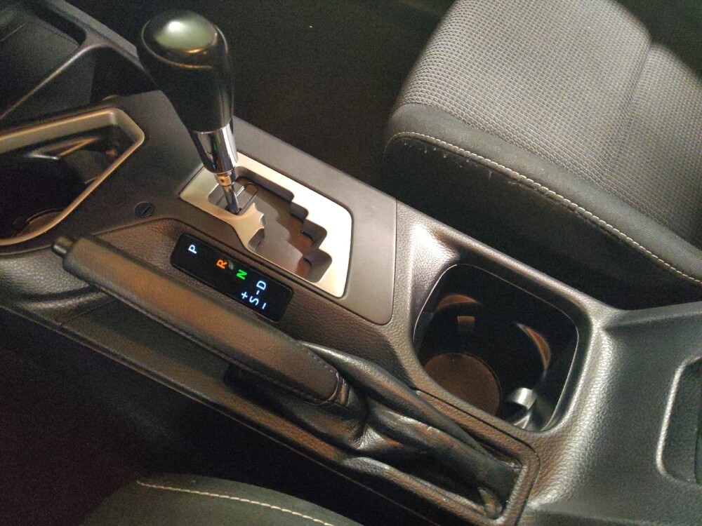 2018 Toyota RAV4 in Arlington, TX 76011 - 18108912 26