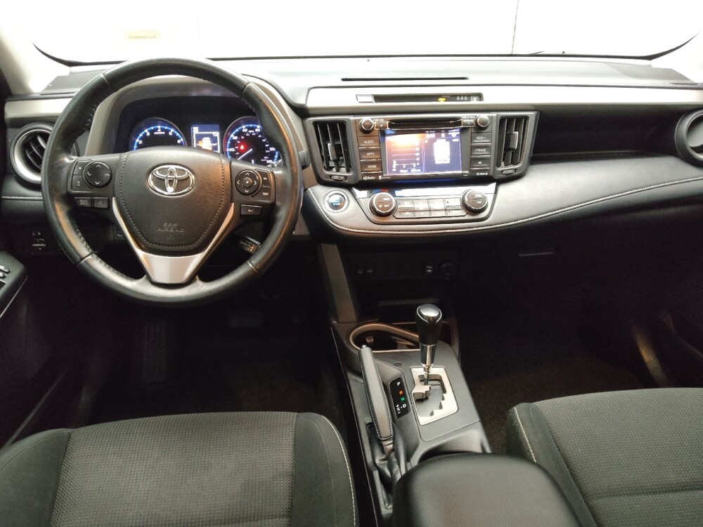 2018 Toyota RAV4 in Arlington, TX 76011 - 18108912 22