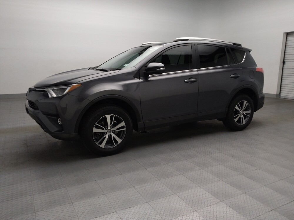 2018 Toyota RAV4 in Arlington, TX 76011 - 18108912 2