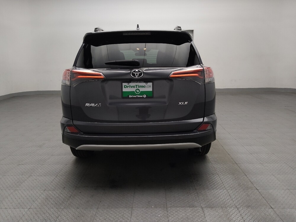 2018 Toyota RAV4 in Arlington, TX 76011 - 18108912 7