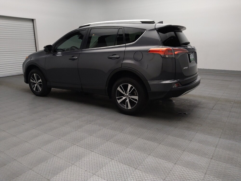 2018 Toyota RAV4 in Arlington, TX 76011 - 18108912 5