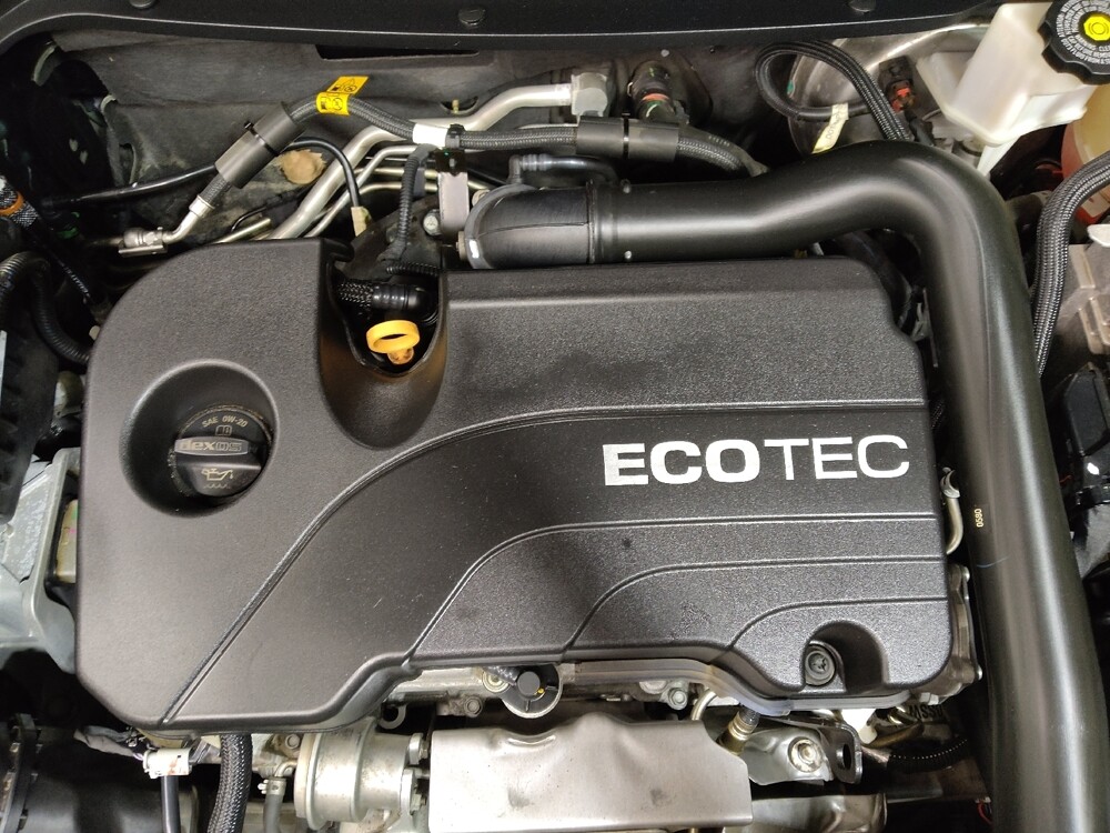 2020 Chevrolet Equinox in Winston-Salem, NC 27103 - 18108931 30