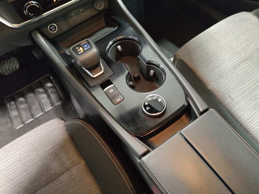 2021 Nissan Rogue in Columbus, OH 43231 - 18108938 26