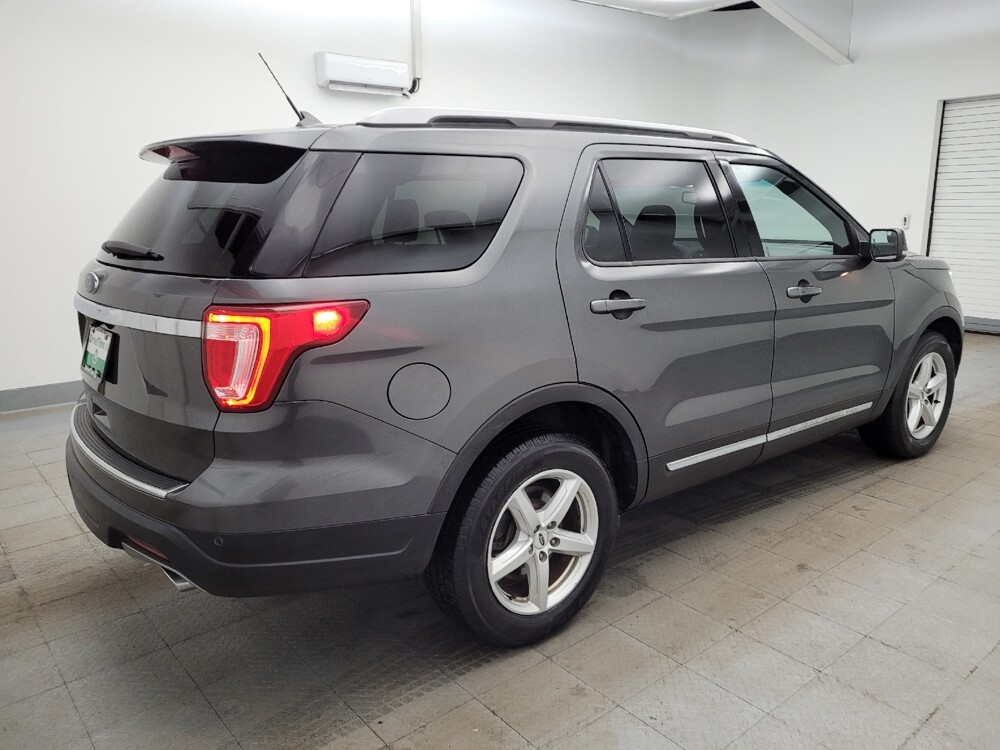 2018 Ford Explorer in Columbus, OH 43231 - 18108939 10