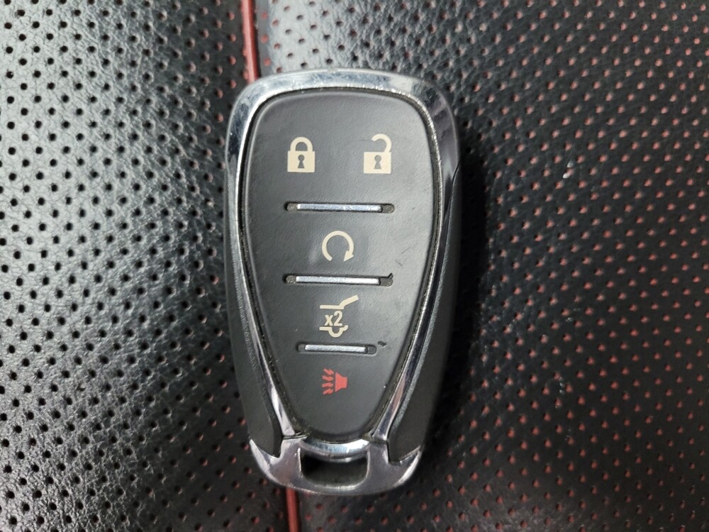 2019 Chevrolet Blazer in Grand Rapids, MI 49508 - 18108948 32