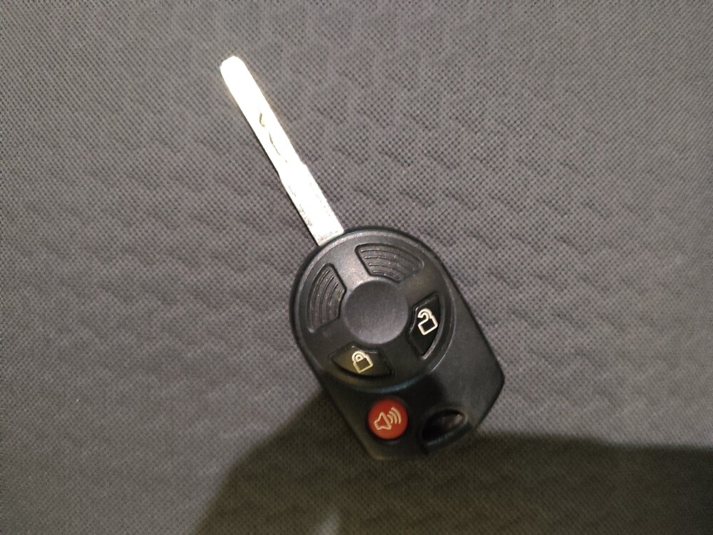 2018 Ford Escape in Greenville, SC 29607 - 18108962 32