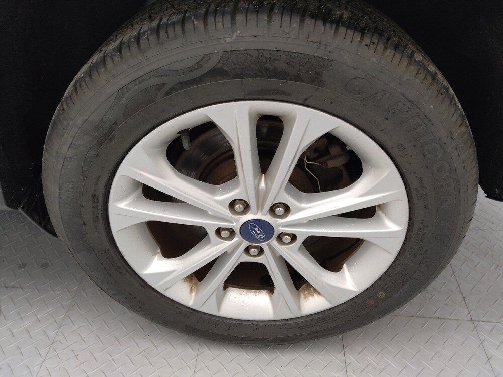 2018 Ford Escape in Greenville, SC 29607 - 18108962 31