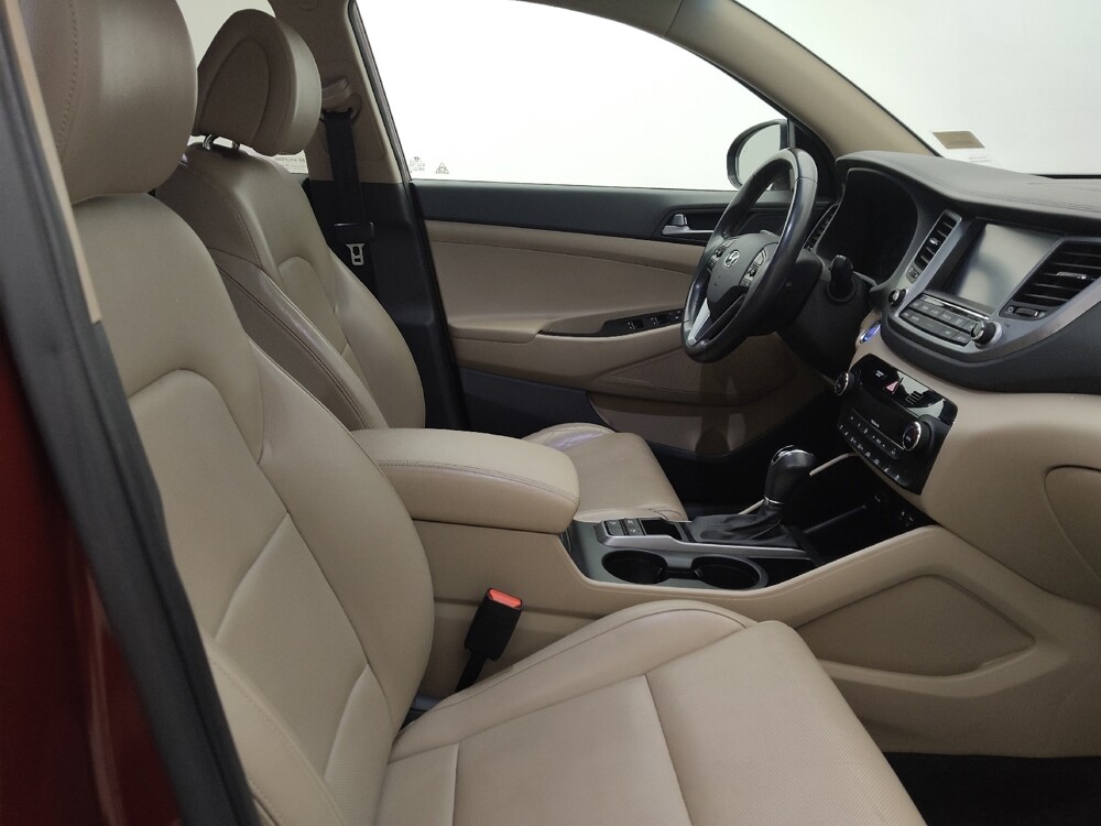 2016 Hyundai Tucson in Tampa, FL 33619 - 18108965 21