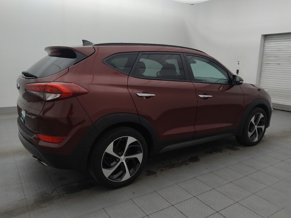 2016 Hyundai Tucson in Tampa, FL 33619 - 18108965 10