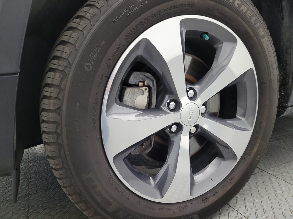 2019 Jeep Cherokee in Mesa, AZ 85210 - 18108981 31