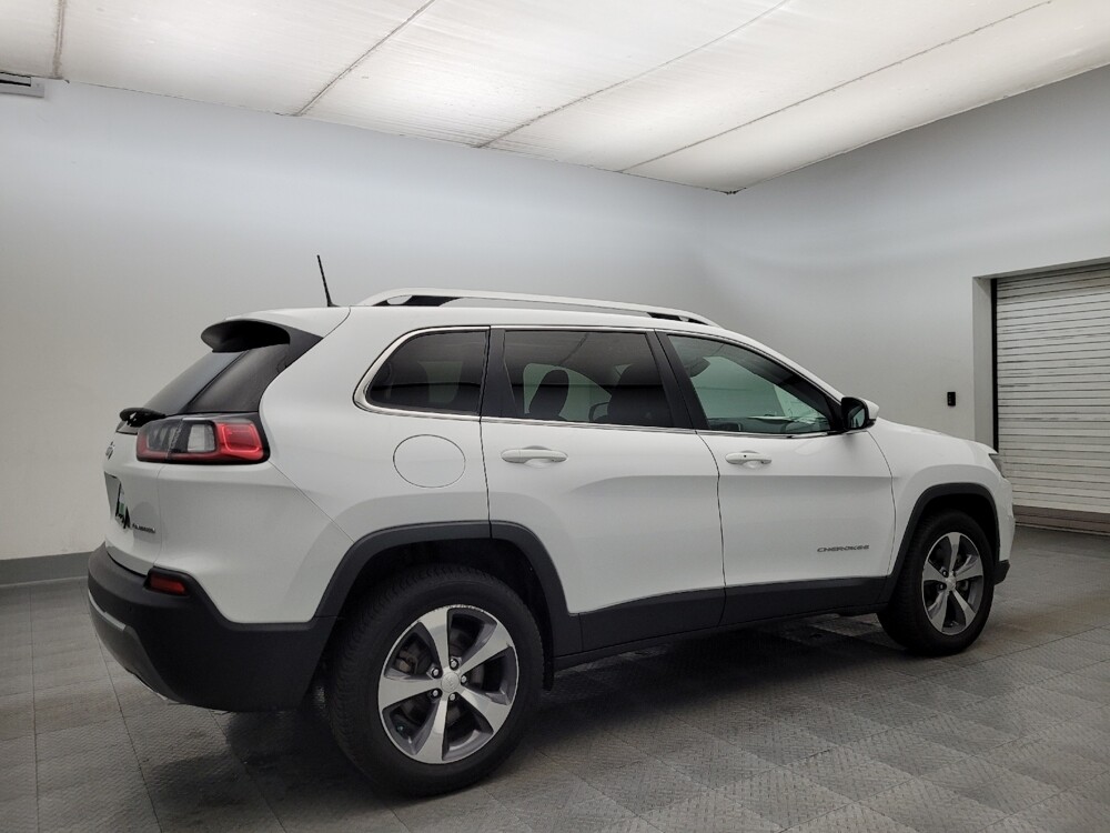 2019 Jeep Cherokee in Mesa, AZ 85210 - 18108981 10
