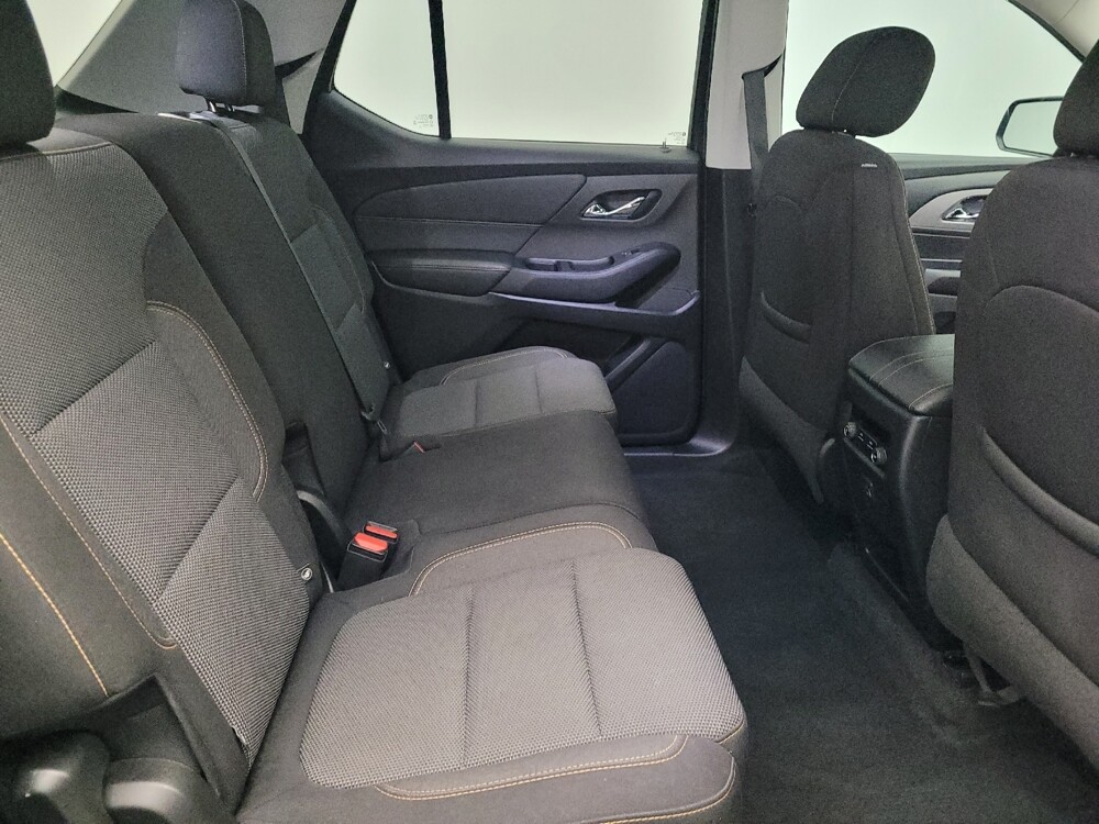 2021 Chevrolet Traverse in West Palm Beach, FL 33409 - 18108982 19