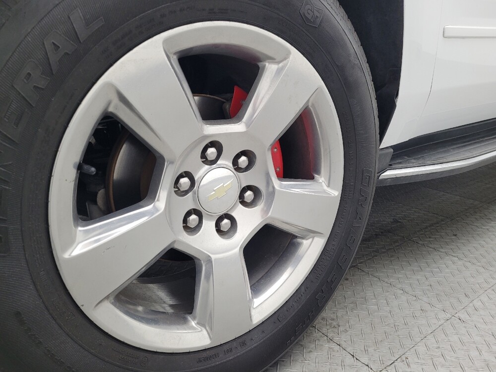 2017 Chevrolet Suburban in West Palm Beach, FL 33409 - 18108983 31