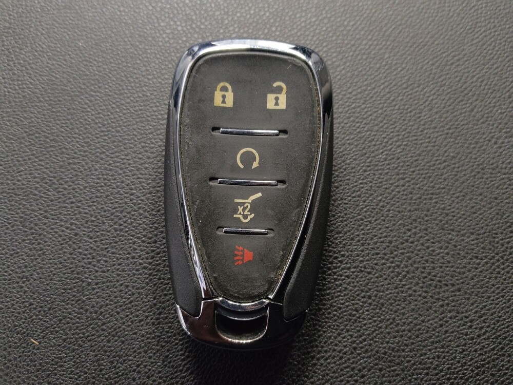 2020 Chevrolet Equinox in Houston, TX 77074 - 18108984 32