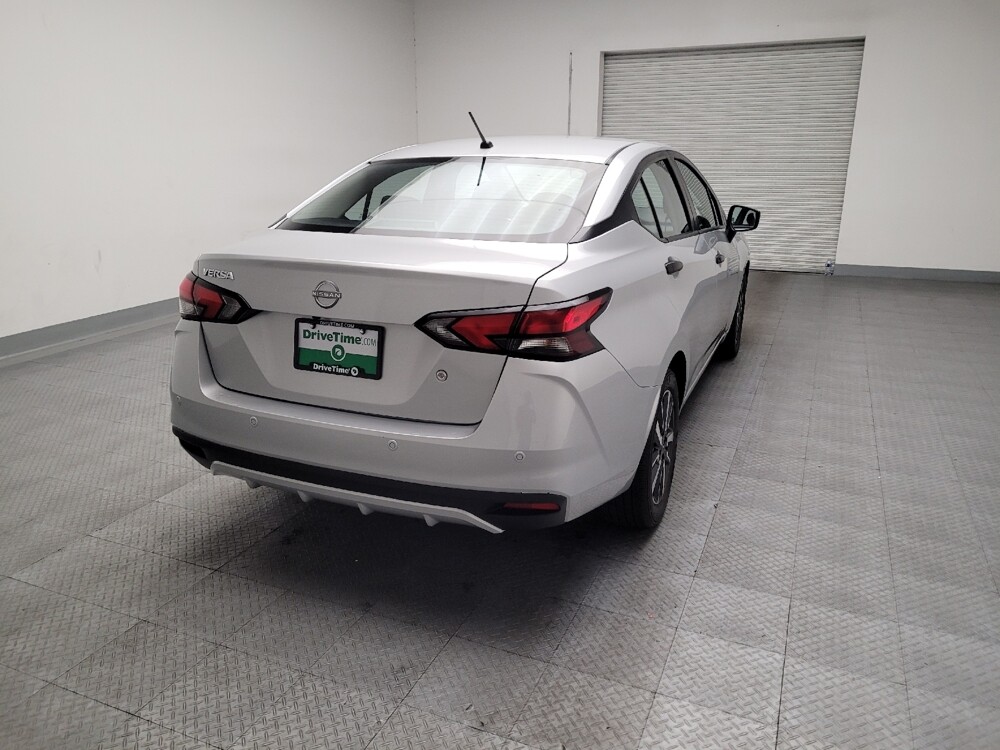 2024 Nissan Versa in Downey, CA 90241 - 18108991 7