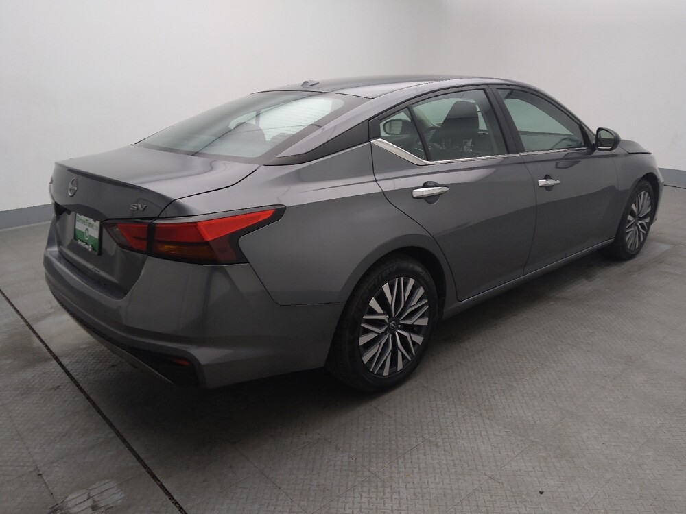 2024 Nissan Altima in St. Louis, MO 63136 - 18108998 10