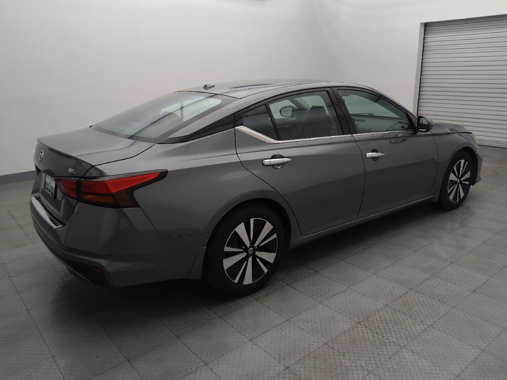 2021 Nissan Altima in Houston, TX 77074 - 18109001 10